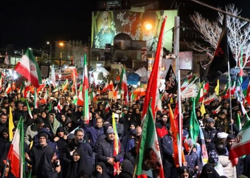 شکوه حضور مردم محلات در حمایت از رهبر معظم انقلاب و نیروهای مسلح