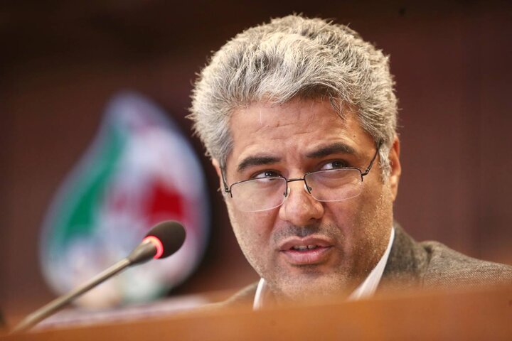 فدراسیون دخالتی در انتخاب پاکدامن نمی‌کند/ تصمیم با سرمربی تیم ملی است