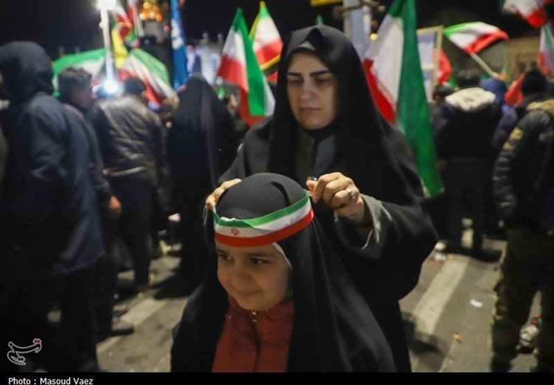 مؤلفه‌های الگوی سوم زن از نگاه رهبر شهید