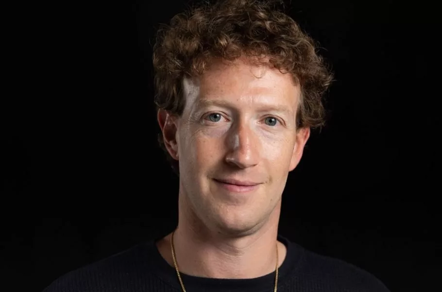 متا برای ارتباط مدیریت با کارمندان، نسخه هوش مصنوعی مارک زاکربرگ را می‌سازد