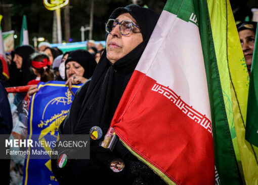 مردم اسفرورین فریاد زدند؛ پشتیبانی از وطن تا پای جان