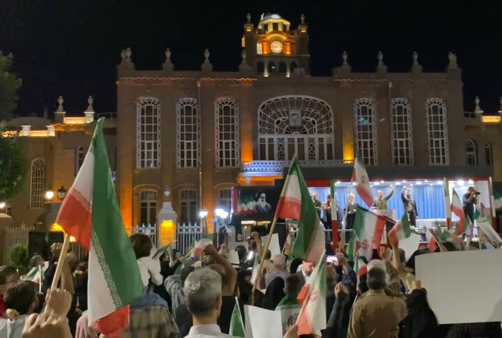 مردم تبریز همچنان میدان دار شب های اقتدار مردم تبریز همچنان میدان دار شب های اقتدار