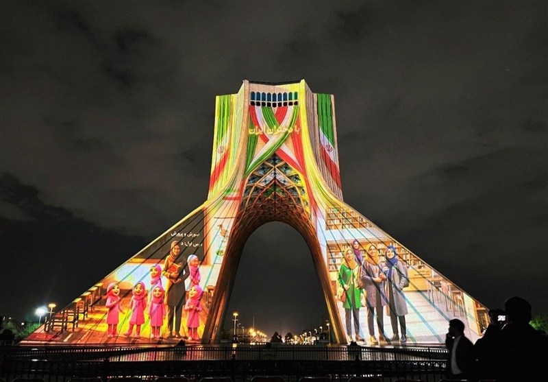 سالن برج آزادی , مدرسه شجره طیبه میناب , 