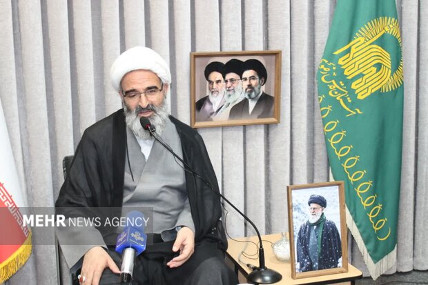 نماینده ولی فقیه در سمنان: لباس خادمیاری رضوی مسئولیتآفرین است نماینده ولی فقیه در سمنان: لباس خادمیاری رضوی مسئولیتآفرین است