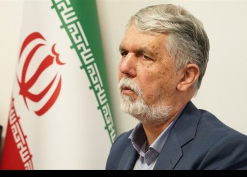 وزیر فرهنگ: مدرسه میناب، داغی بر دل ایرانیان و آزادگان جهان است