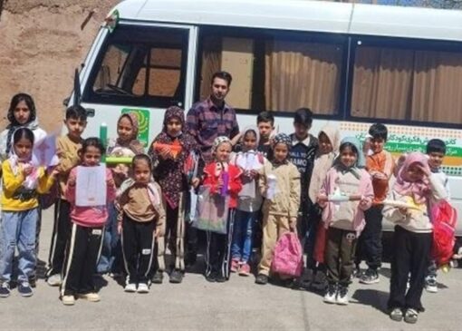 کتابخانه‌های سیار کانون پرورش فکری در کنار مردم مناطق آسیب‌دیده