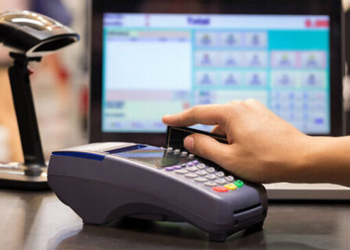 ۲ کلاهبردار با رسیدساز جعلی در گناوه دستگیر شدند