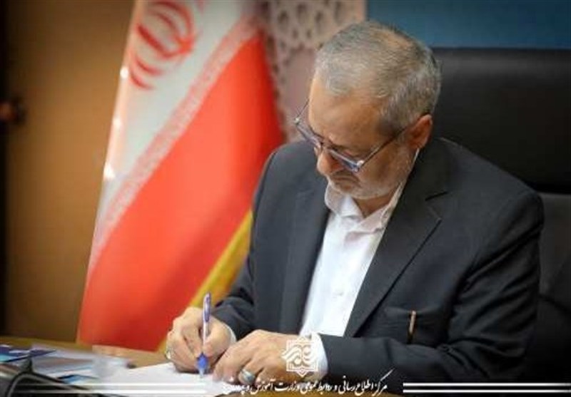 ترویج جوانی جمعیت با ایجاد ظرفیت گسترده در کتاب‌های درسی