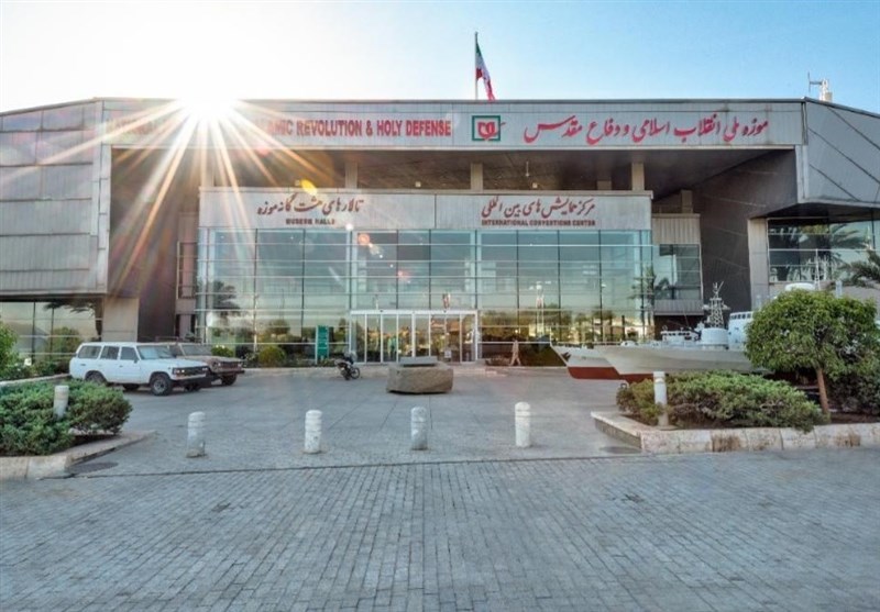 نمایشگاه «زنگ آخر» برگزار می‌شود