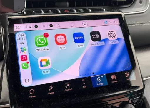 همکاری OpenAI و اپل: اپلیکیشن اختصاصی ChatGPT برای CarPlay منتشر شد