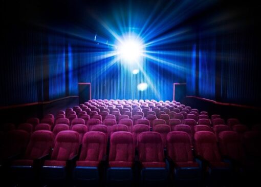 چرا سینما روز ملّی جمعیت پرمخاطب شد؟/270 هزار نفر به سینما رفتند