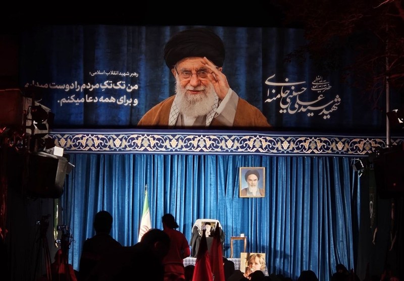 چشممان به پرده آبی خشک شد، دلمان لرزید؛ آقای "کشوردوست" محبوب رهبر کشوردوست , رهبر انقلاب ,