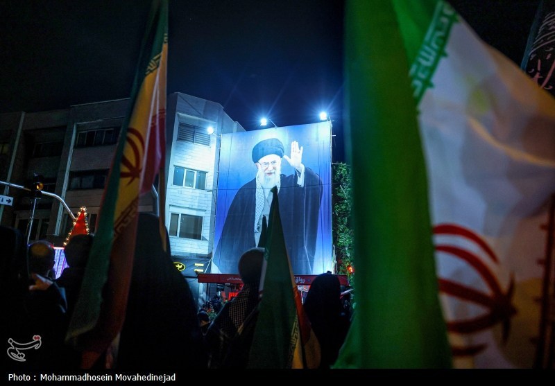 آیت‌الله سید علی خامنه‌ای , کتاب , 