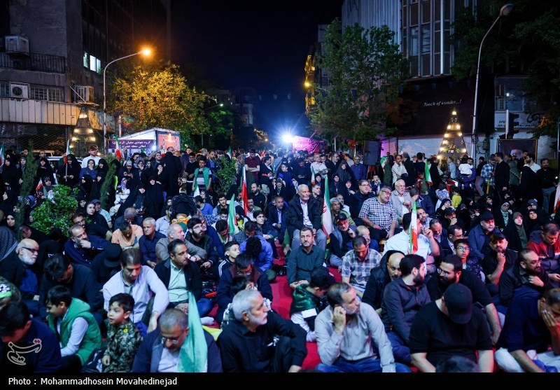آیت‌الله سید علی خامنه‌ای , کتاب , 