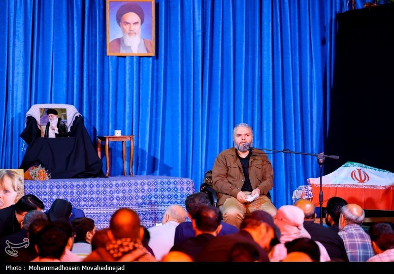 آیت‌الله سید علی خامنه‌ای , کتاب , 