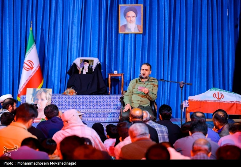 آیت‌الله سید علی خامنه‌ای , کتاب , 