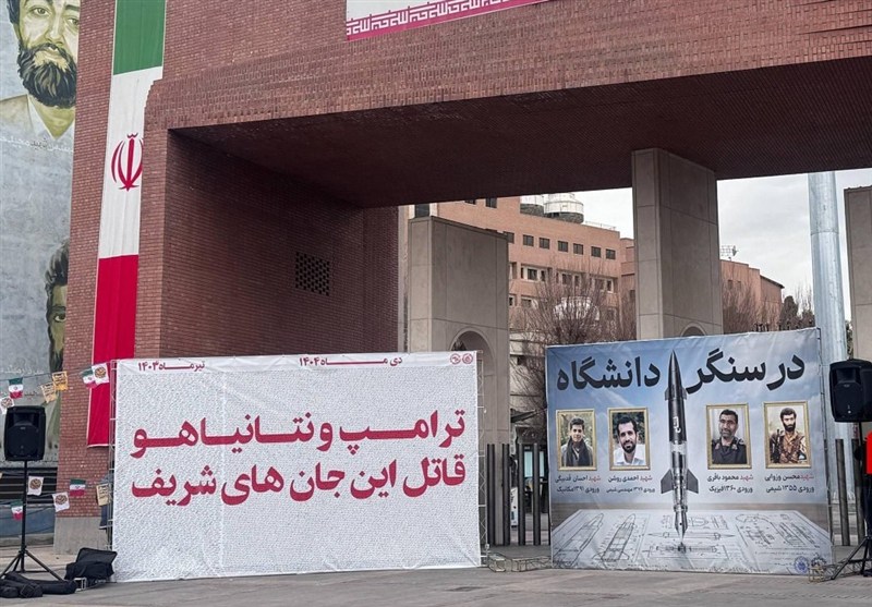 بلاتکلیفی خانواده شهدای غیرایرانی جنگ 12 روزه بعد از یک سال بلاتکلیفی خانواده شهدای غیرایرانی جنگ 12 روزه بعد از یک سال