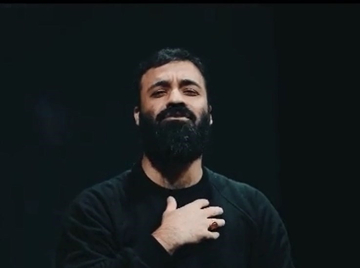 توضیحات هلالی درباره نماهنگ چند زبانه "یک جهان با علی" + فیلم توضیحات هلالی درباره نماهنگ چند زبانه "یک جهان با علی" + فیلم