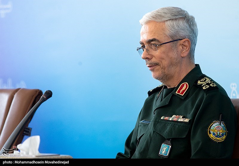 جوانترین فرمانده؛ ناگفتههایی از نبوغ و اخلاص سرلشکر شهید محمد باقری جوانترین فرمانده؛ ناگفتههایی از نبوغ و اخلاص سرلشکر شهید محمد باقری