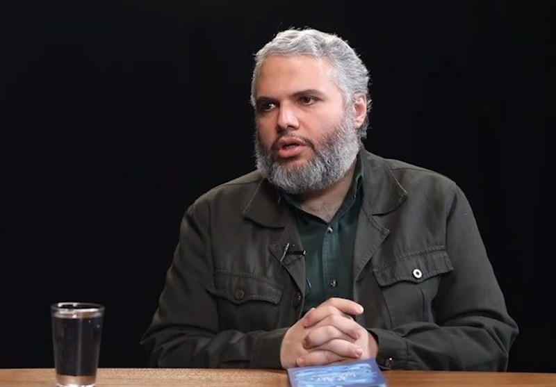 نظام فکری خاص رهبر شهید که براساس آن مقابل استکبار ایستادند کتاب , انتشارات انقلاب اسلامی , شهید , شهید امام خامنه ای (ره) ,