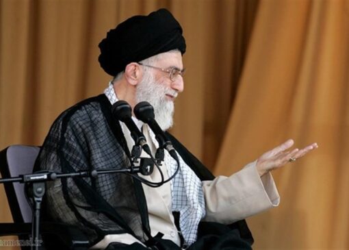 آیت الله خامنه‌ای و معماری بازگشت قدرت