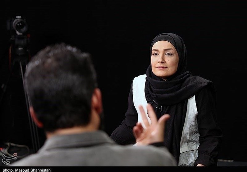تهدید خالهنرگس به اسیدپاشی و شهادت شبیه ماکان؛بهخاطر ایستادن پای وطن تهدید خالهنرگس به اسیدپاشی و شهادت شبیه ماکان؛بهخاطر ایستادن پای وطن