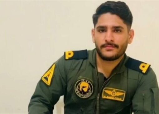 جمله‌ای واقعی مقابل پست‌های خیالی رئیس جمهور آمریکا