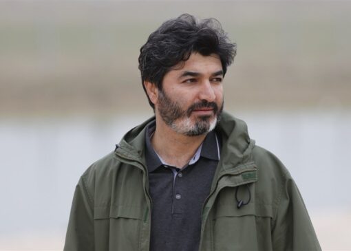 "وداع تا تشییع میلیونی" رهبر شهید مستند شد/ دوربین علی تک‌روستا از تهران تا کربلا رفت