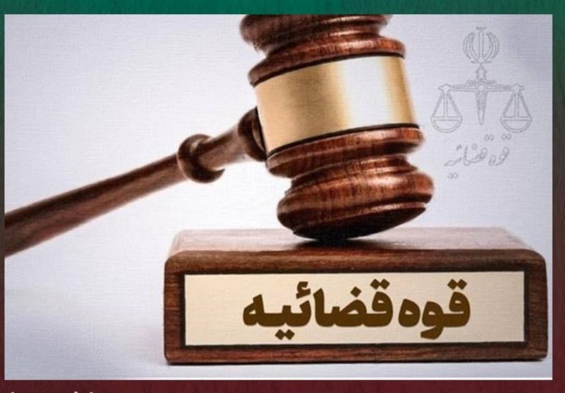 پلمب واحد عرضه پوشاک نامتعارف با دستور قضایی در بازار تهران پلمب واحد عرضه پوشاک نامتعارف با دستور قضایی در بازار تهران