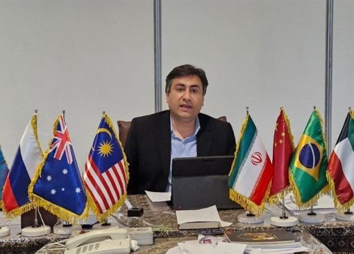 4500 اثر رسیده به دهمین جایزه فیروزه داوری شدند