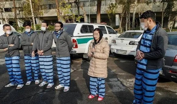 بحث آرمان با جوانهای معترض و دروغهای مسیح علینژاد از سیل لرستان بحث آرمان با جوانهای معترض و دروغهای مسیح علینژاد از سیل لرستان