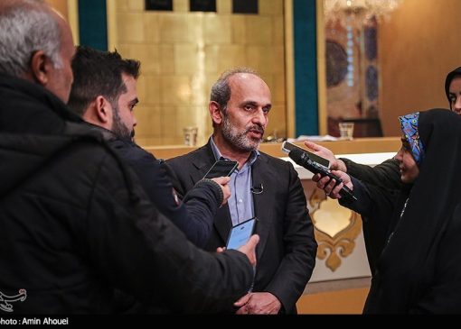 تأکید رئیس صدا و سیما بر نقش خبرنگاران در روایت حقیقت و دفاع از آگاهی