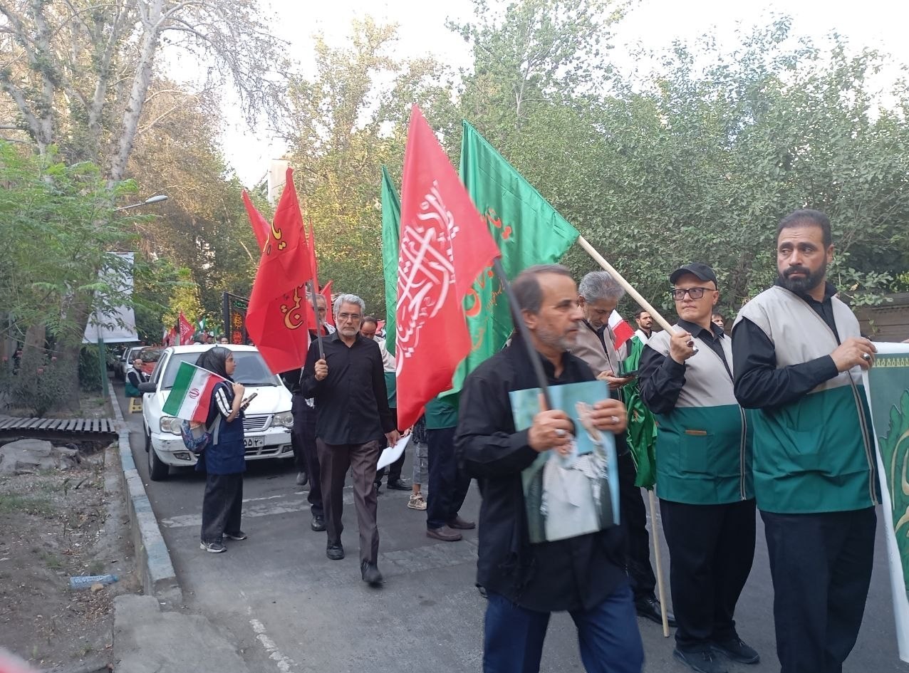 تهران در سوگ شمسالشموس؛ حرکت دستههای عزاداری به سمت بیت رهبر شهید امام رضا (ع) , هیئت , اهل بیت ,