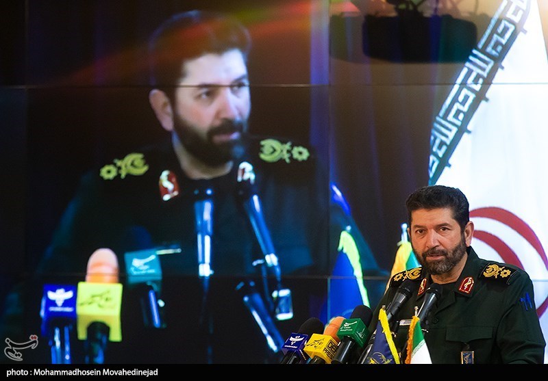 مردم تا زمانی که احساس کنند حضورشان لازم است در خیابان می‌مانند