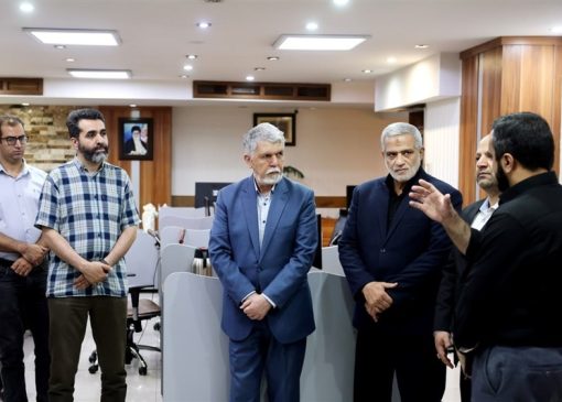 وزیر فرهنگ و ارشاد اسلامی از خبرگزاری تسنیم بازدید کرد