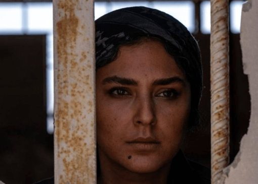 آزادی زنان زندانی با فروش فیلم «اسکورت»