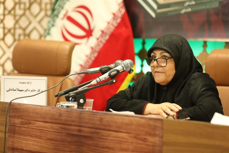 آیتالله خامنهای؛ از شنیدن مردم تا ساخت ایران آینده آیتالله خامنهای؛ از شنیدن مردم تا ساخت ایران آینده