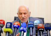 جولایی: پول‌های مشکوک را برای آزادی زندانیان نمی‌پذیریم