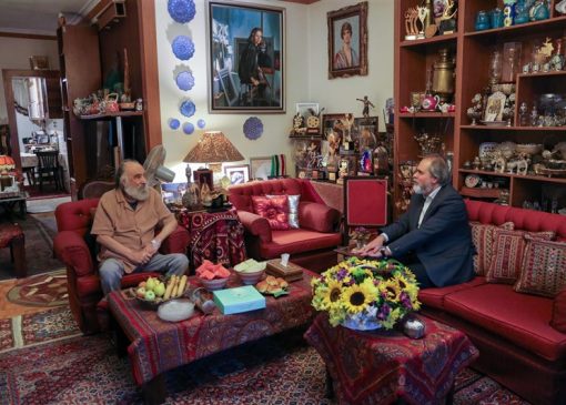 خاطرات داریوش ارجمند از همکاری با تقوایی و بیضایی/نقش کوتاه نداریم