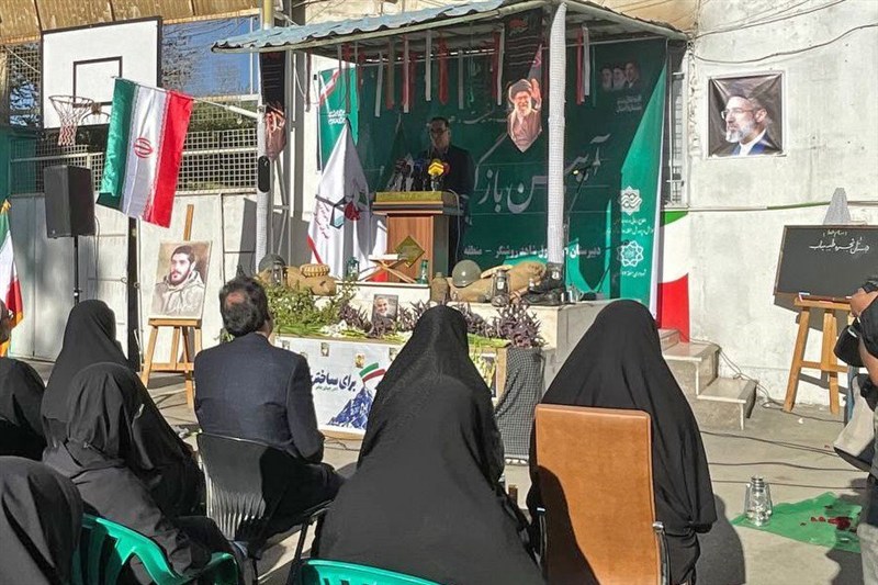 زنگ ایثار مدرسه به یاد دانش‌آموزان میناب نواخته شد