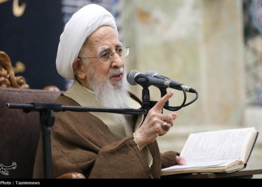 آیت الله جوادی آملی: بازی‌‌ گرانی و معاملات ارزی عمدی را کنار بگذارید