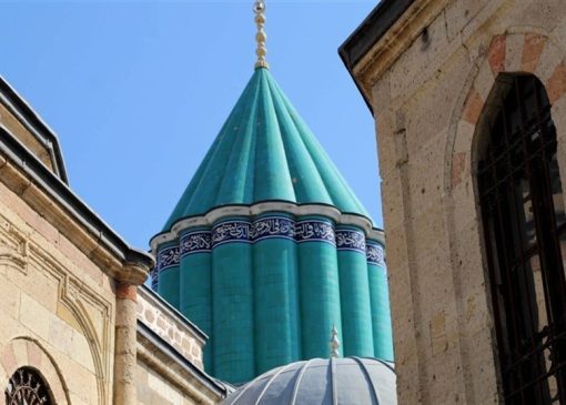 چهره واقعی مولوی چگونه گم شد؟